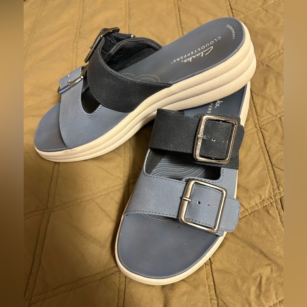 Women’s sandals